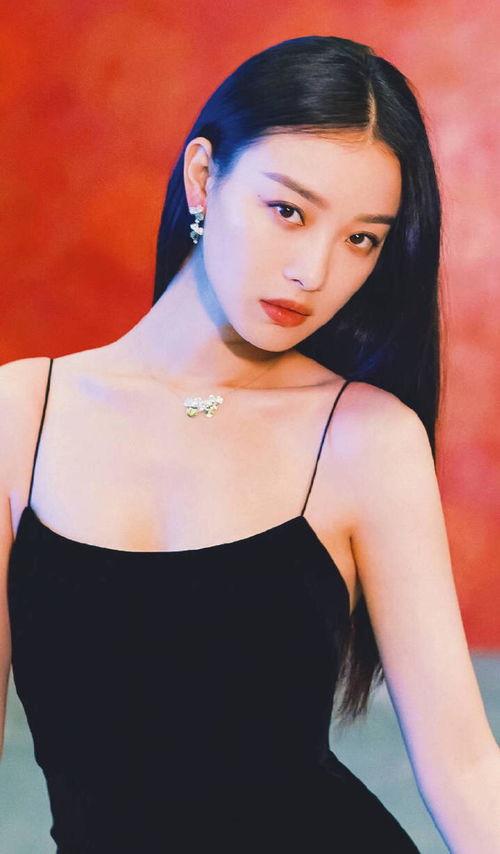 明星网红的壁纸图片女,揭秘明星网红的时尚魅力